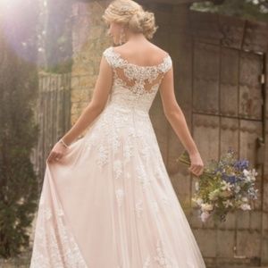 Wedding gown